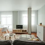 Apartman Lar Da Revolta