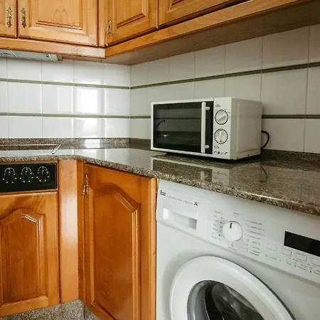 Lar Da Revolta Lägenhet