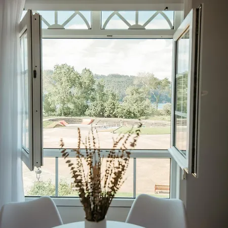 Lar Da Revolta Apartament Cedeira